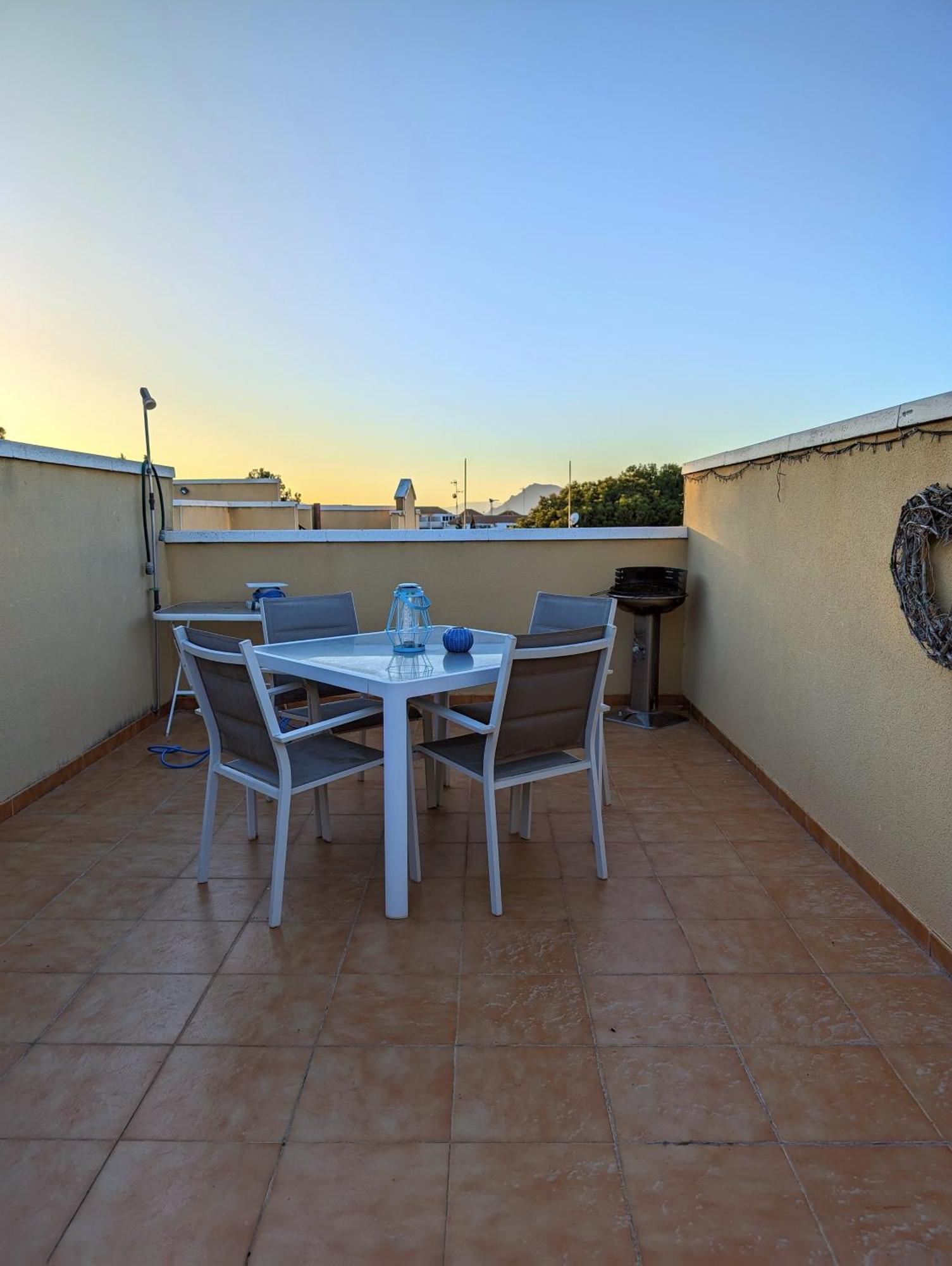 2 Bedroom Algorfa Townhouse With Pool Castillo de Montemar Экстерьер фото